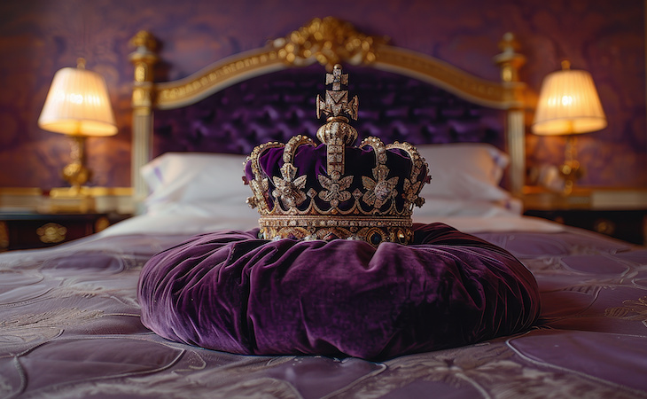6 Ways to Sleep Like Royalty