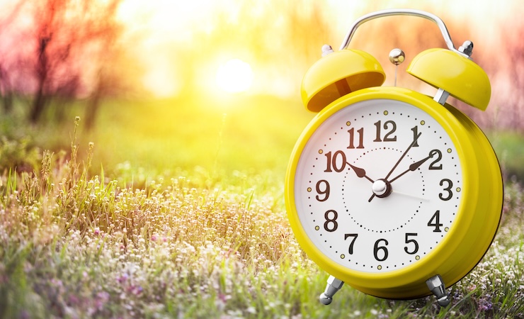 Daylight Saving Time and Sleep: 5 Ways to Sleep Better When the Clocks Change